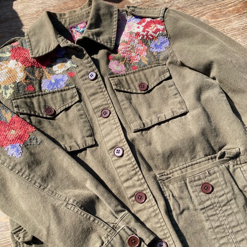 Johnny Was Cecily Embroidered Military
Jacket. XS
